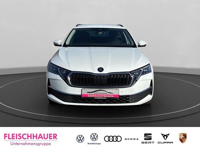 Gebraucht Skoda Octavia Selection 150 PS (110 kW) 2025 Weiss Kombi