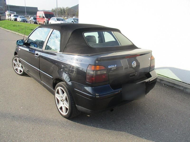 Gebraucht VW Golf Cabriolet 74 PS (54 kW) 1998 Schwarz Cabrio