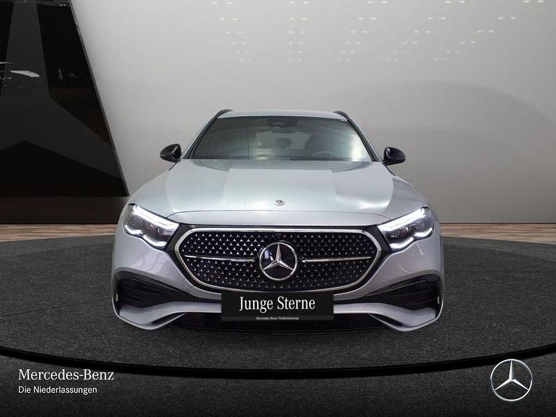 Gebraucht Mercedes E220 AMG 197 PS (144 kW) 2025 Silber Limousine
