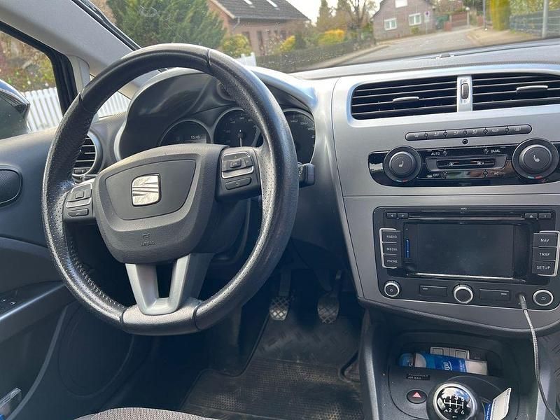 Gebraucht Seat Leon Style 125 PS (91 kW) 2009 Schwarz Kleinwagen