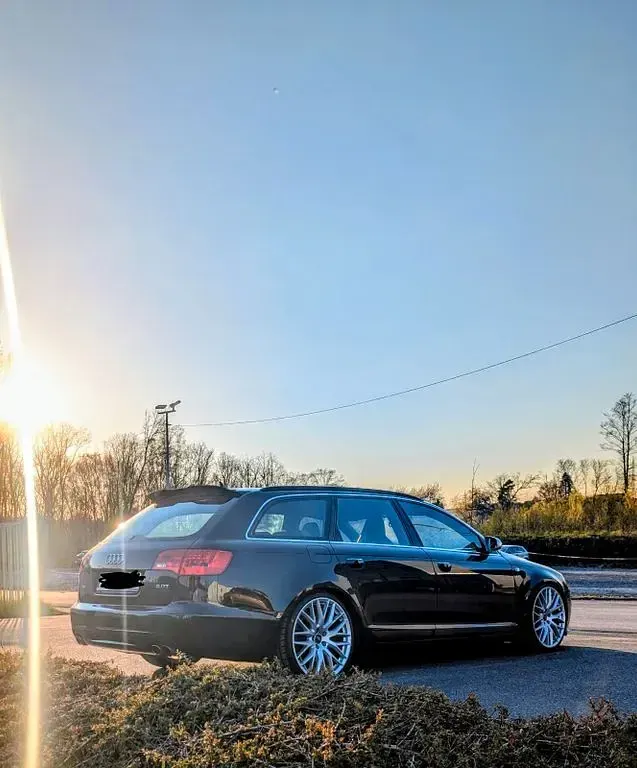 Gebraucht Audi S6 Ambiente 435 PS (319 kW) 2006 Schwarz Kombi