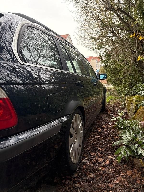 Gebraucht BMW 320 150 PS (110 kW) 2004 Andere farben Kombi