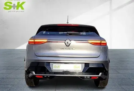 Używany Renault Megane E-Tech Equilibre 96 kW (131 KM) 2022 Szary Sedan/Limuzyna
