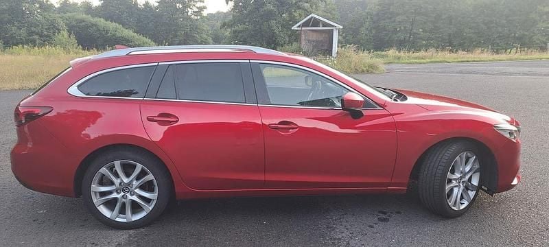 Gebraucht Mazda 6 Nakama 165 PS (121 kW) 2017 Rot Kombi