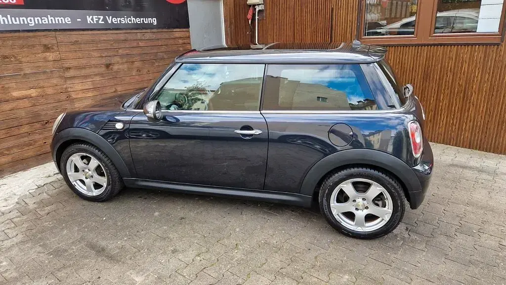 Gebraucht Mini ONE 95 PS (69 kW) 2008 Schwarz Kleinwagen