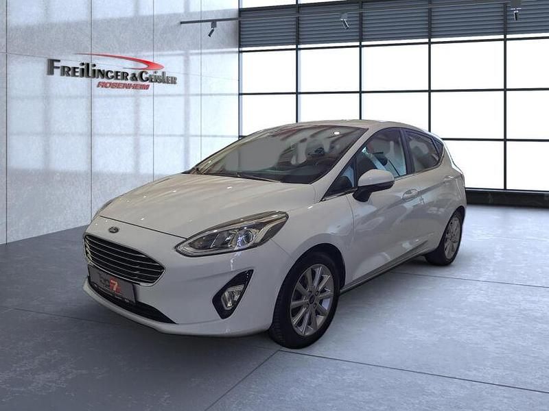 Gebraucht Ford Fiesta Titanium 125 PS (91 kW) 2018 Frostweiß Kleinwagen