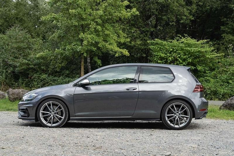 Gebraucht VW Golf R 310 PS (228 kW) 2017 Grau Coupé