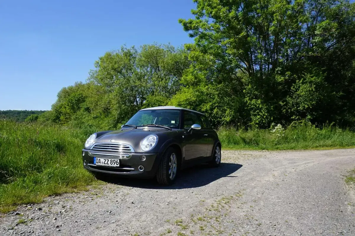 Usado Mini Cooper 116 HP (85 kW) 2006 Cinzento Citadino