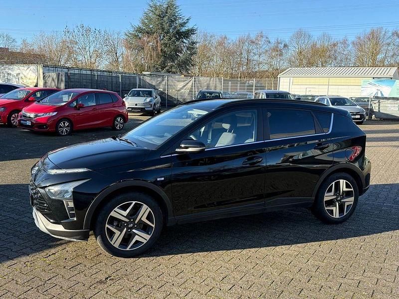Gebraucht Hyundai Bayon 101 PS (74 kW) 2024 Schwarz SUV