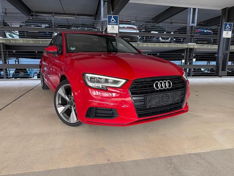 Rot Gebraucht 2018 Audi A3 Sport Limousine | 14.850 € (Fairer Preis) - Bild 1/4