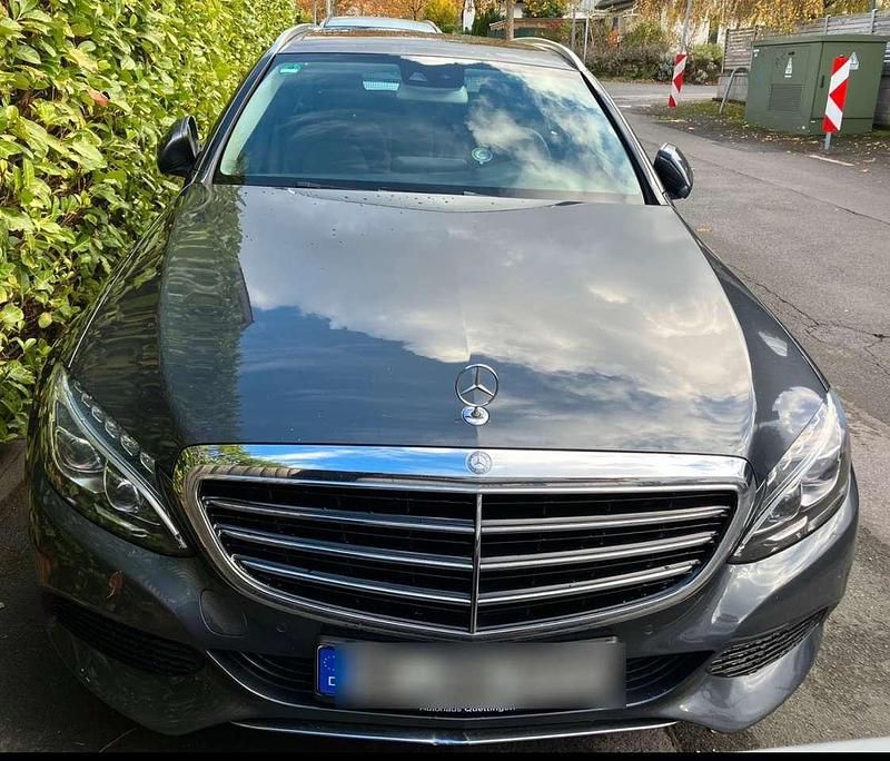 Gebraucht Mercedes C220 170 PS (125 kW) 2014 Grau Kombi
