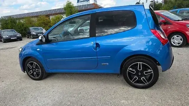 Second-hand Renault Twingo 170 CP (125 kW) 2012 Albastru Hatchback