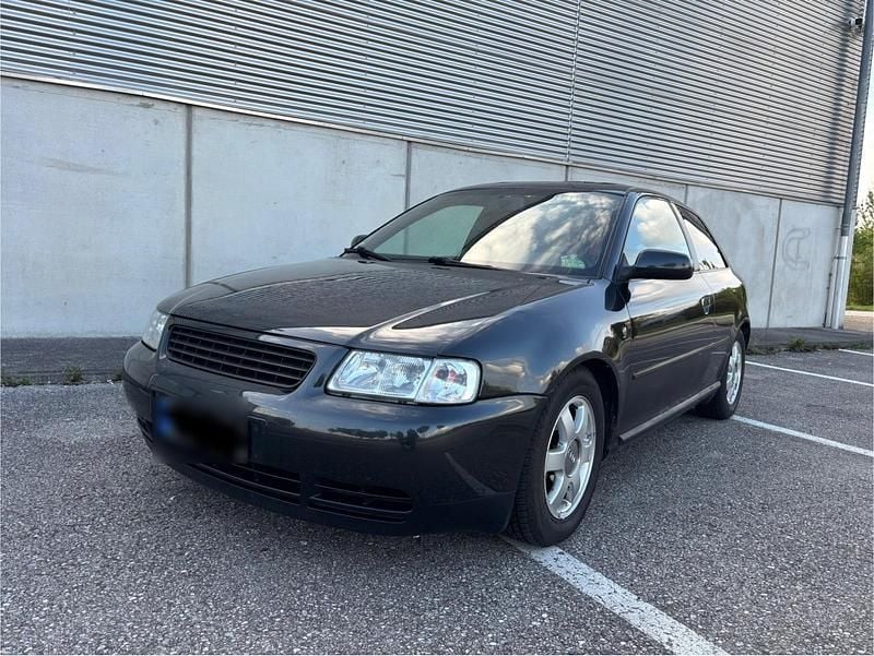 Second-hand Audi A3 101 CP (74 kW) 1997 Negru Hatchback