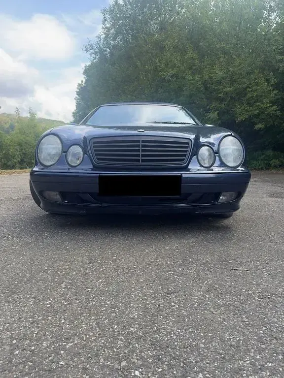Gebraucht Mercedes CLK200 Avantgarde 136 PS (100 kW) 2000 Blau Cabrio