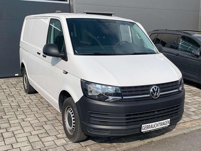 Gebraucht VW Transporter 102 PS (75 kW) 2019 Candyweiß Van
