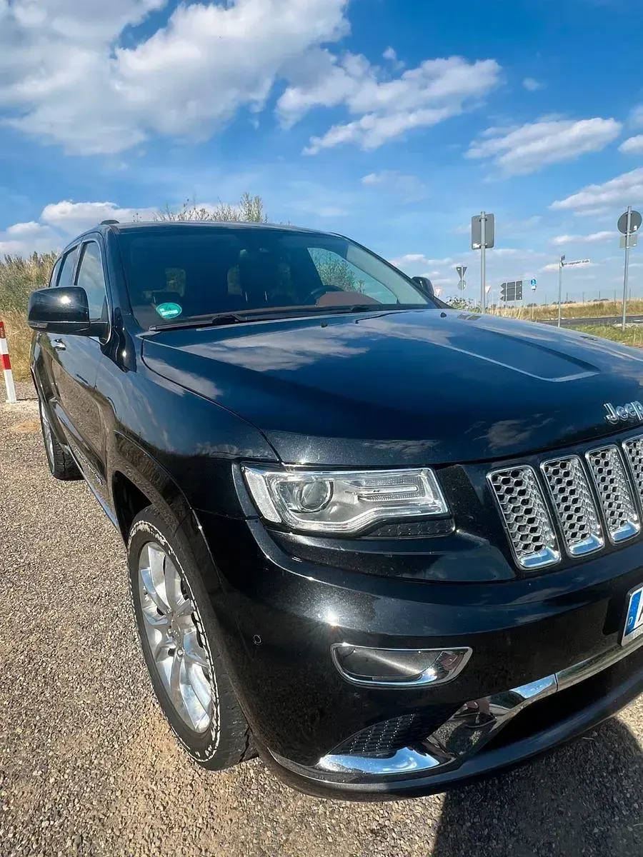 Gebraucht Jeep Grand Cherokee Summit 250 PS (183 kW) 2017 Schwarz SUV