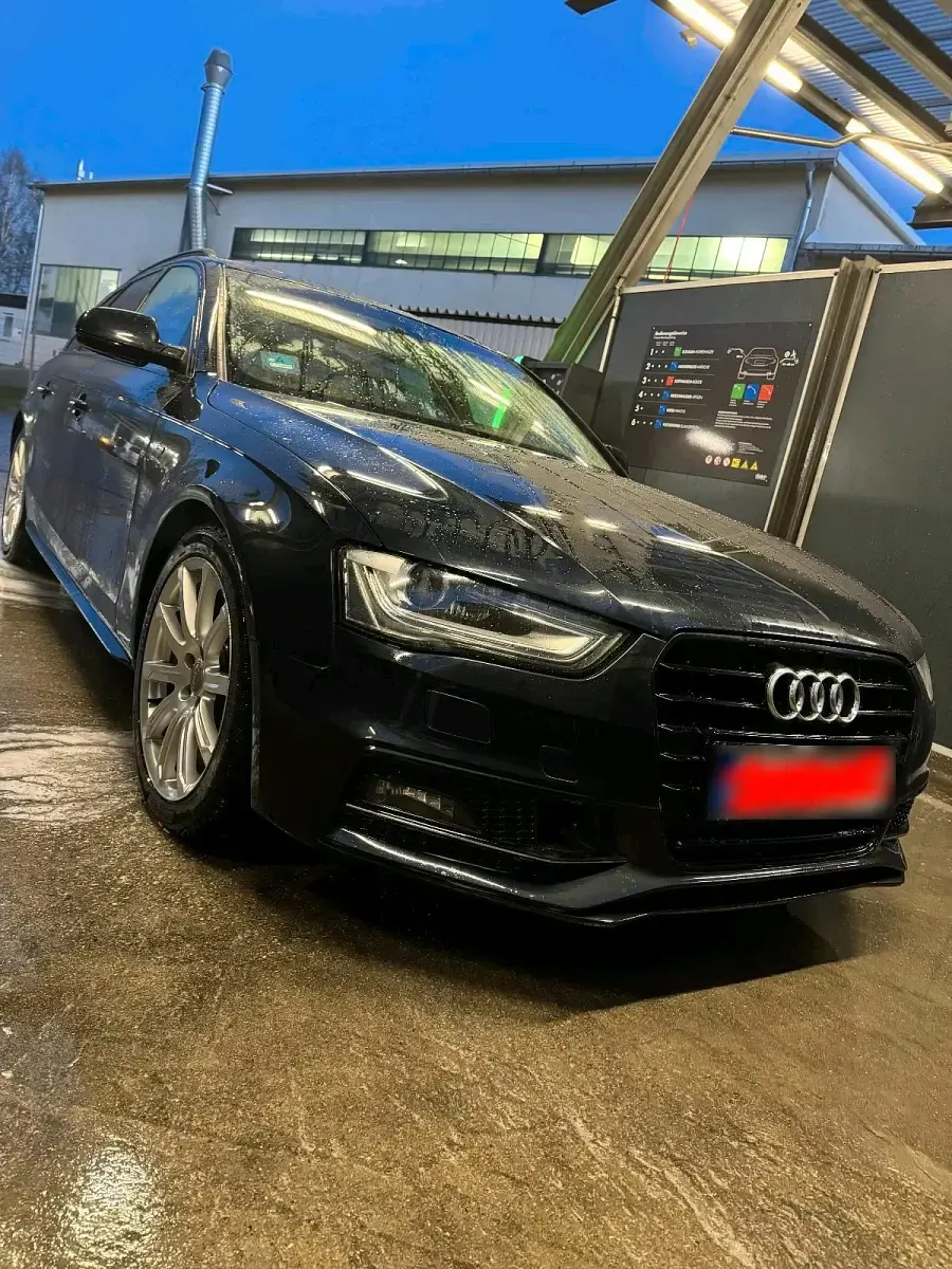 Gebraucht Audi A4 S-Line 245 PS (180 kW) 2015 Blau Kombi