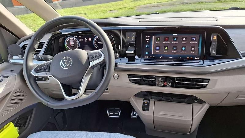 Gebraucht VW Multivan California 177 PS (130 kW) 2025 Grau Van