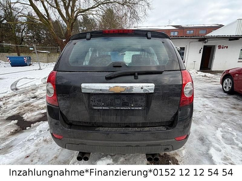 Gebraucht Chevrolet Captiva LS 136 PS (100 kW) 2010 Schwarz SUV