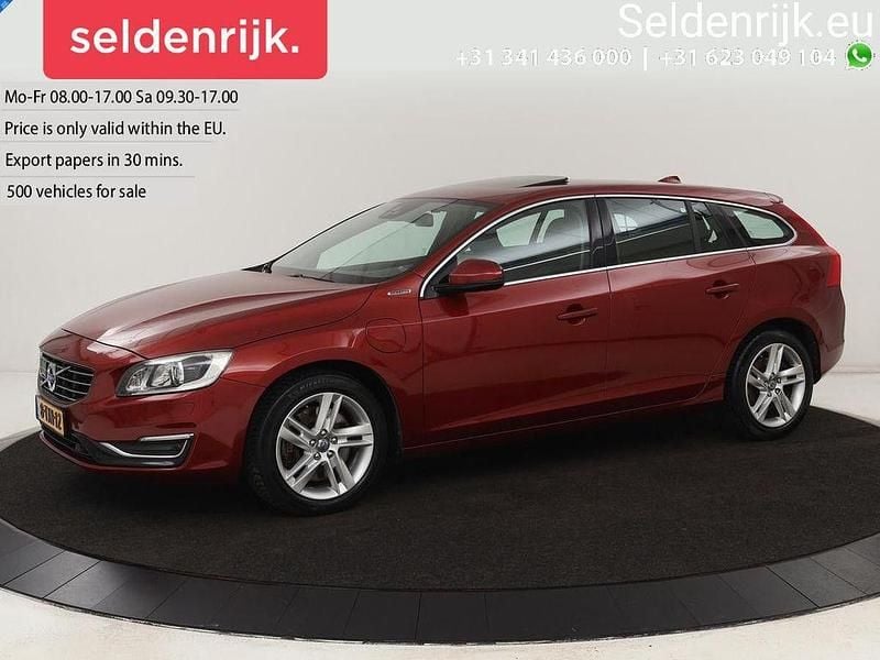 Rot Gebraucht 2014 Volvo V60 Summum Kombi | 6.900 € (Superpreis) - Bild 1/4