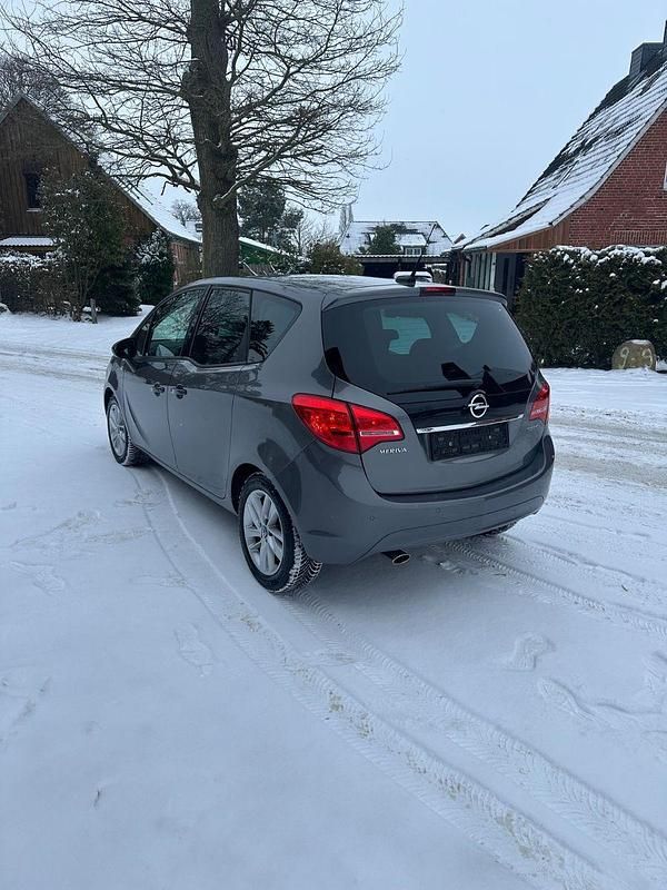 Gebraucht Opel Meriva Edition 140 PS (102 kW) 2016 Grau Van / Kleinbus