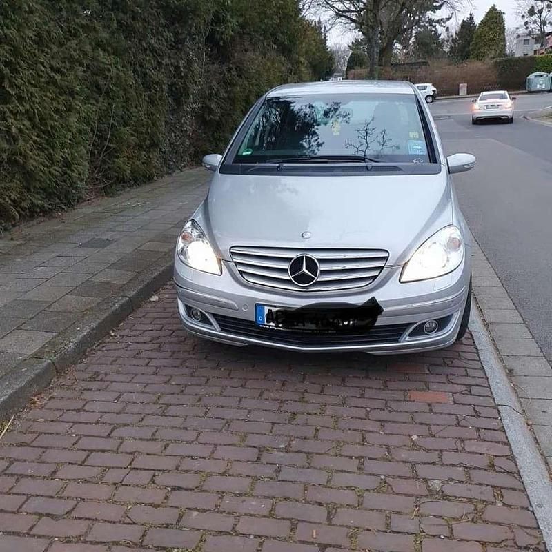 Gebraucht Mercedes B200 140 PS (102 kW) 2007 Van / Kleinbus