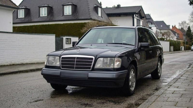 Gebraucht Mercedes E320 220 PS (161 kW) 1994 Kombi