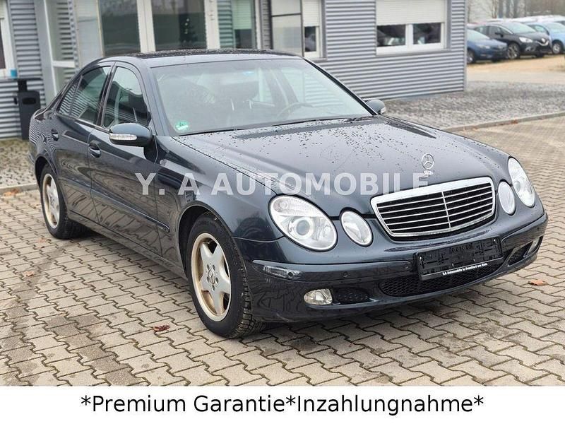 Gebraucht Mercedes E200 122 PS (89 kW) 2003 Schwarz Limousine
