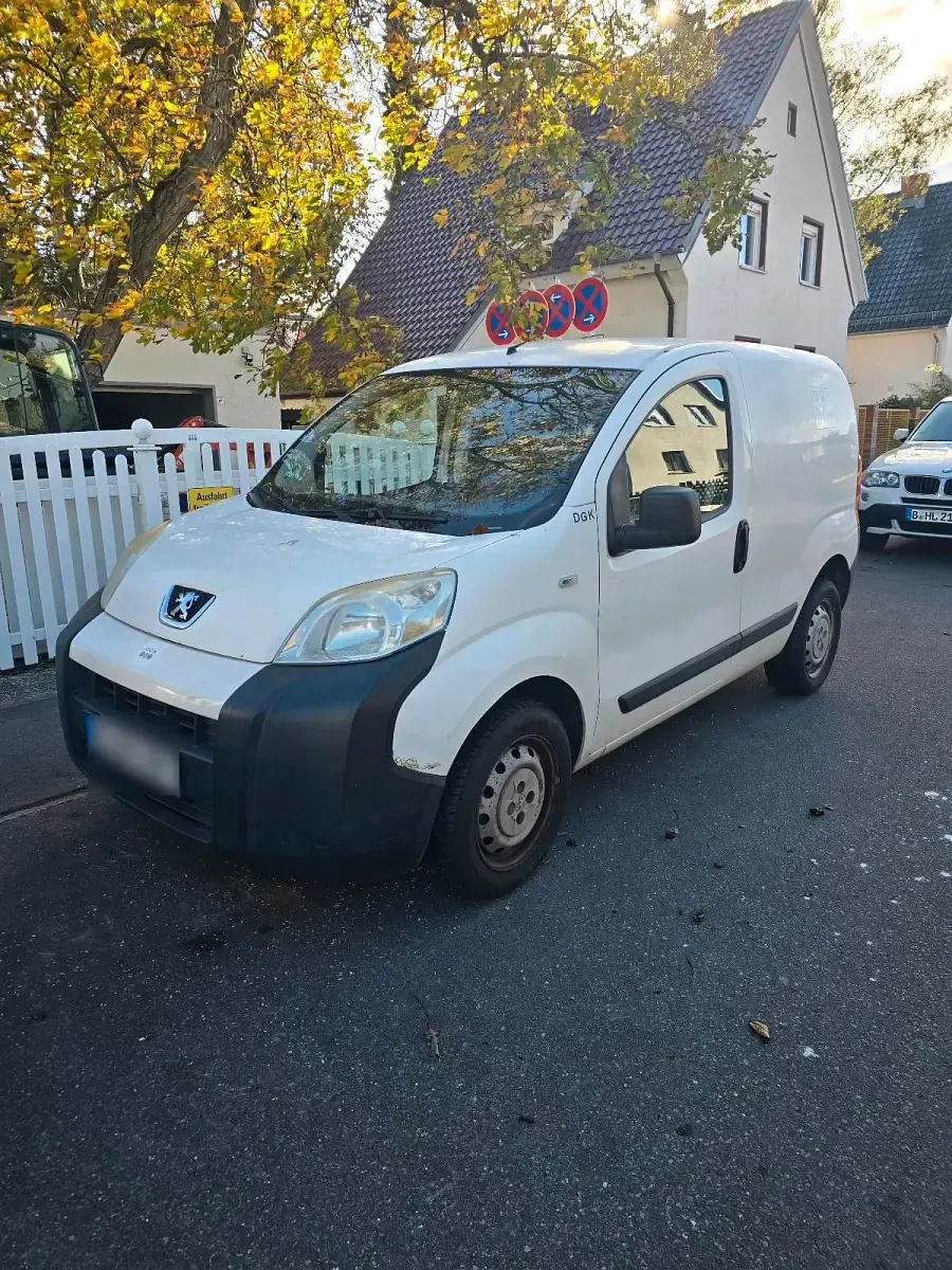 Gebraucht Peugeot Bipper 73 PS (53 kW) 2010 Weiß Van / Kleinbus