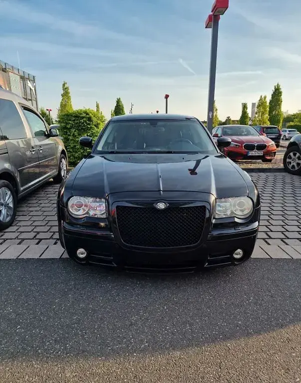 Usado Chrysler 300C Touring 218 CV (160 kW) 2008 Negro Familiar