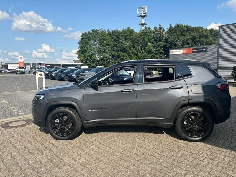Gebraucht Jeep Compass 241 PS (177 kW) 2023 Graphite grey SUV
