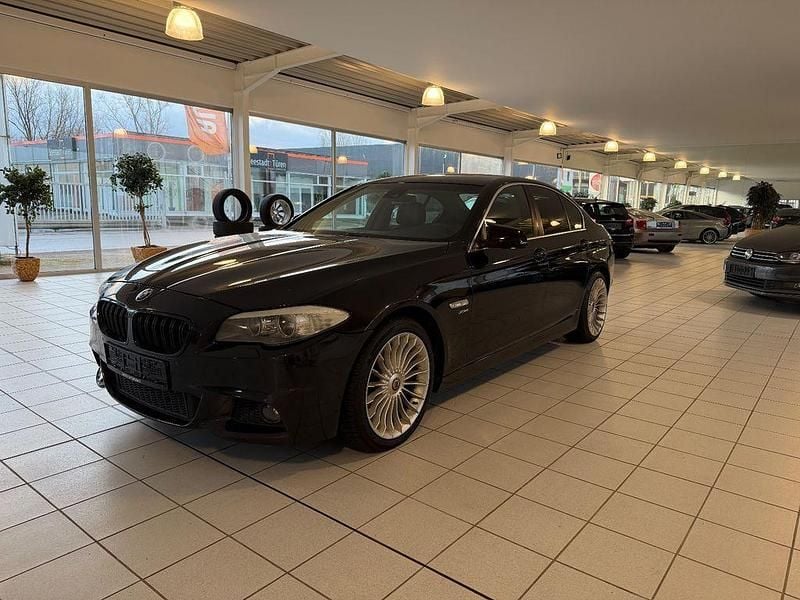 Gebraucht BMW 530 Sport Line 258 PS (189 kW) 2011 Schwarz Limousine