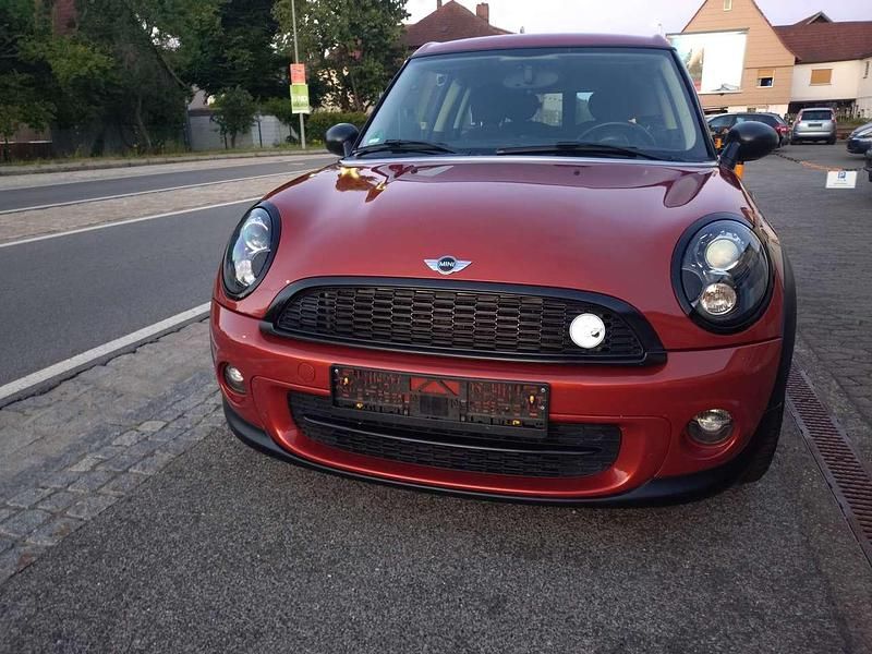 Braun Gebraucht 2014 Mini One D Clubman Kombi | 9.300 € - Bild 1/4