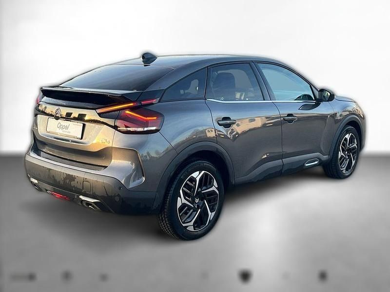 Gebraucht Citroën C4 Start 131 PS (96 kW) 2023 Grau metallic SUV