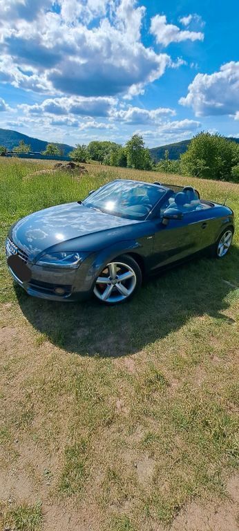 Grau Gebraucht 2009 Audi TT Roadster S-Line Cabrio | 11.000 € (Superpreis) - Bild 1/4