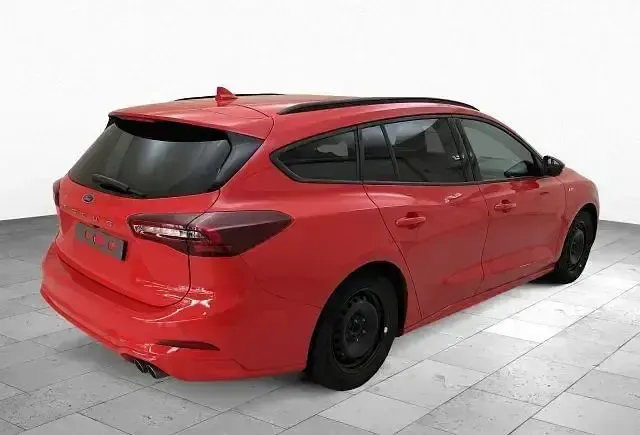 Gebraucht Ford Focus Cool & Connect 101 PS (74 kW) 2021 Silber Limousine