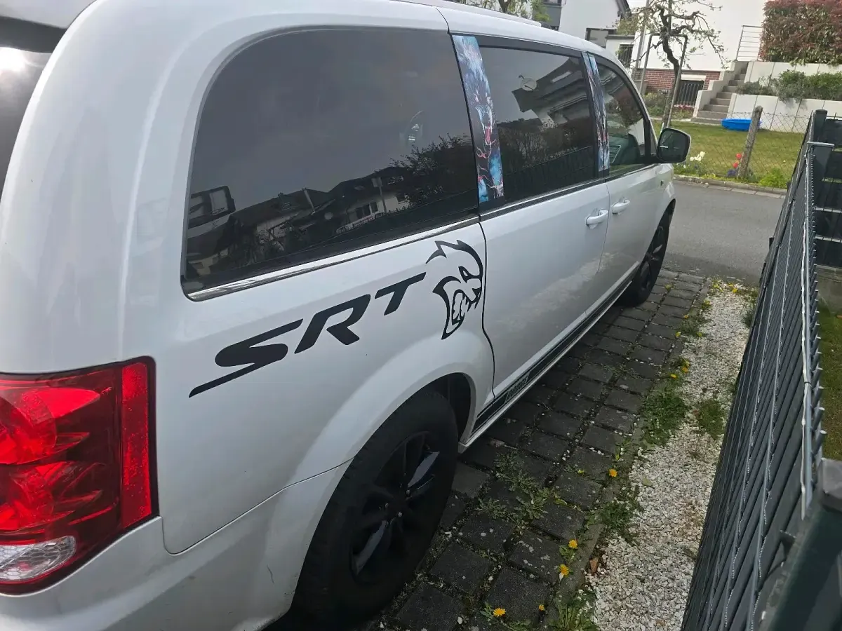 Używany Dodge Grand Caravan 287 KM (211 kW) 2018 Biały Minivan