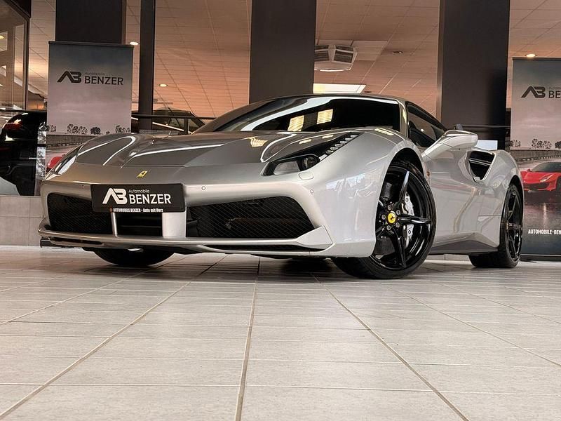 Gebraucht Ferrari 488 669 PS (492 kW) 2018 Silber Coupé