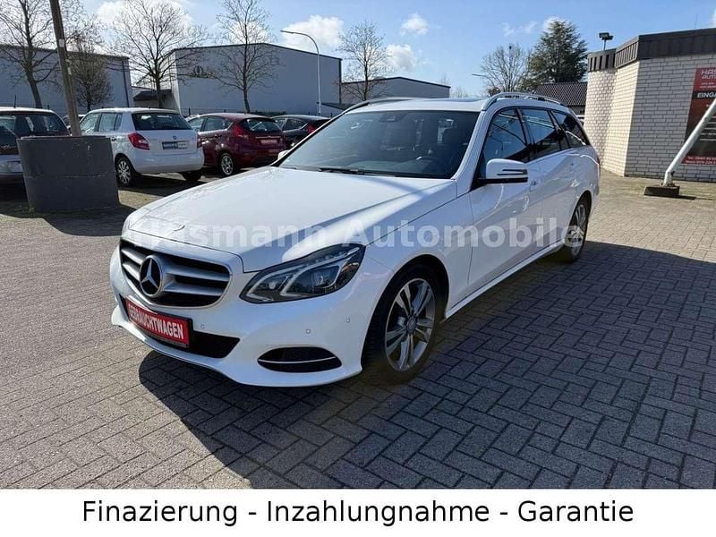 Gebraucht Mercedes E220 170 PS (125 kW) 2015 Polarweiss Kombi