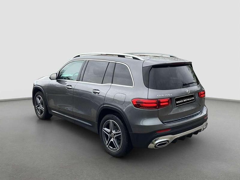 Gebraucht Mercedes GLB200 AMG 150 PS (110 kW) 2025 Grau SUV