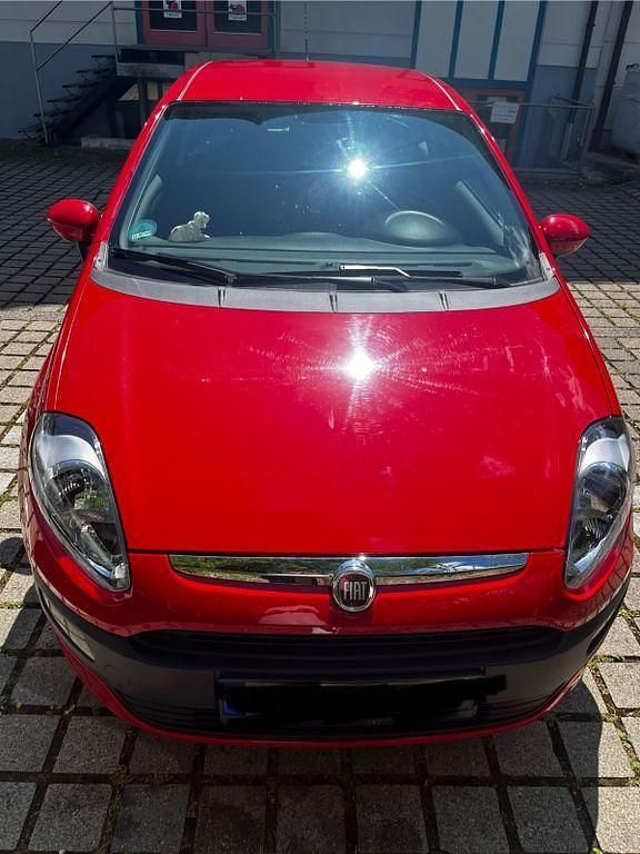 Rot Gebraucht 2011 Fiat Punto Pop Kleinwagen | 2.400 € (Guter Preis) - Bild 1/4