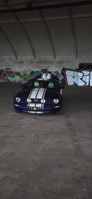 Blau Gebraucht 2004 Ford Mustang Coupé | 11.000 € - Bild 1/4