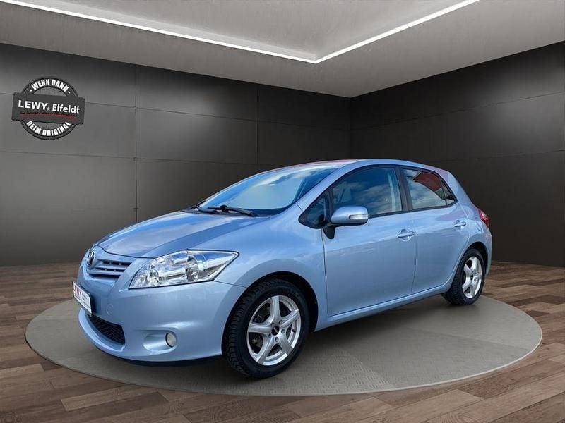 Gebraucht Toyota Auris Edition 99 PS (72 kW) 2012 Blau Limousine