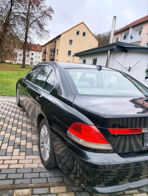 Gebraucht BMW 745 333 PS (244 kW) 2002 Schwarz Limousine