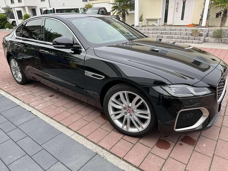 Gebraucht 2023 Jaguar XF R-Dynamic Limousine | 39.000 € (Guter Preis) - Bild 1/4