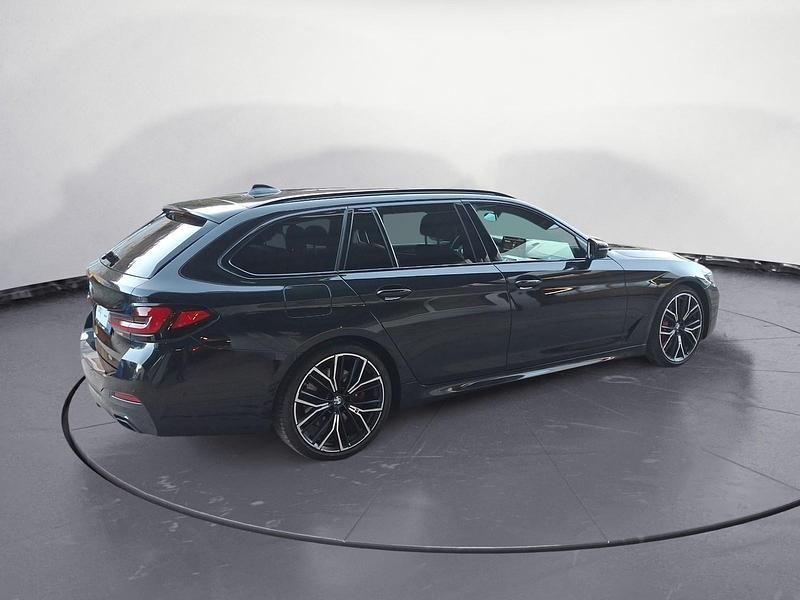 Gebraucht BMW 540 M Sport 340 PS (250 kW) 2023 Schwarz Kombi