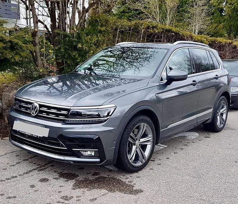 Grau Gebraucht 2018 VW Tiguan Comfortline SUV | 21.500 € (Guter Preis) - Bild 1/4
