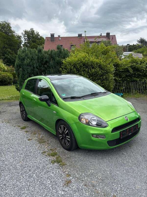 Grün Gebraucht 2012 Fiat Punto Evo Easy Kleinwagen | 3.000 € (Fairer Preis) - Bild 1/4