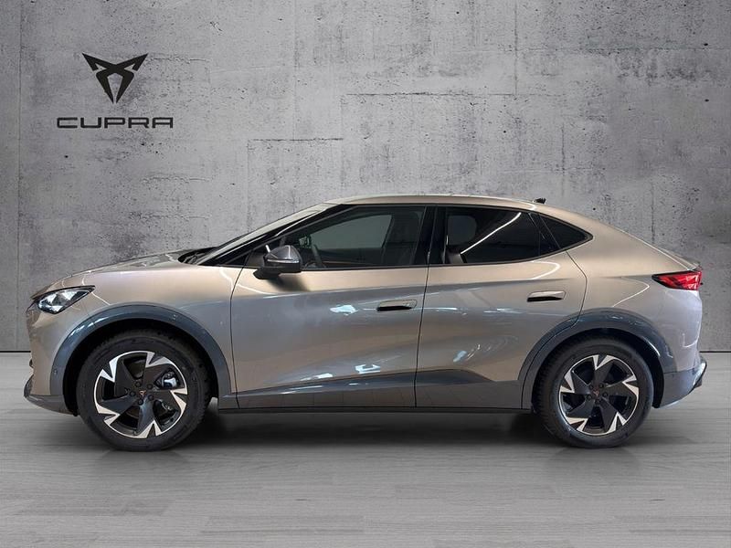 Neu Cupra Tavascan Endurance 210 kW (286 PS) 2026 Silber SUV