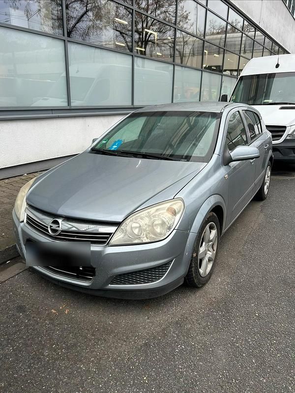 Silber Gebraucht 2007 Opel Astra Kleinwagen | 800 € (Superpreis) - Bild 1/4